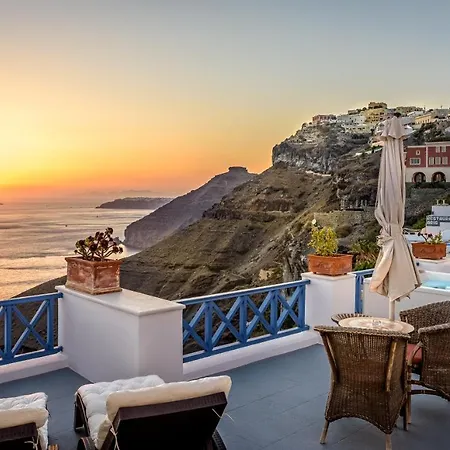 Golden Grey Goose Fira (Santorini)