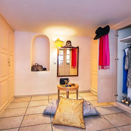 Lägenhet Golden Grey Goose