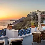 Golden Grey Goose Fira (Santorini)